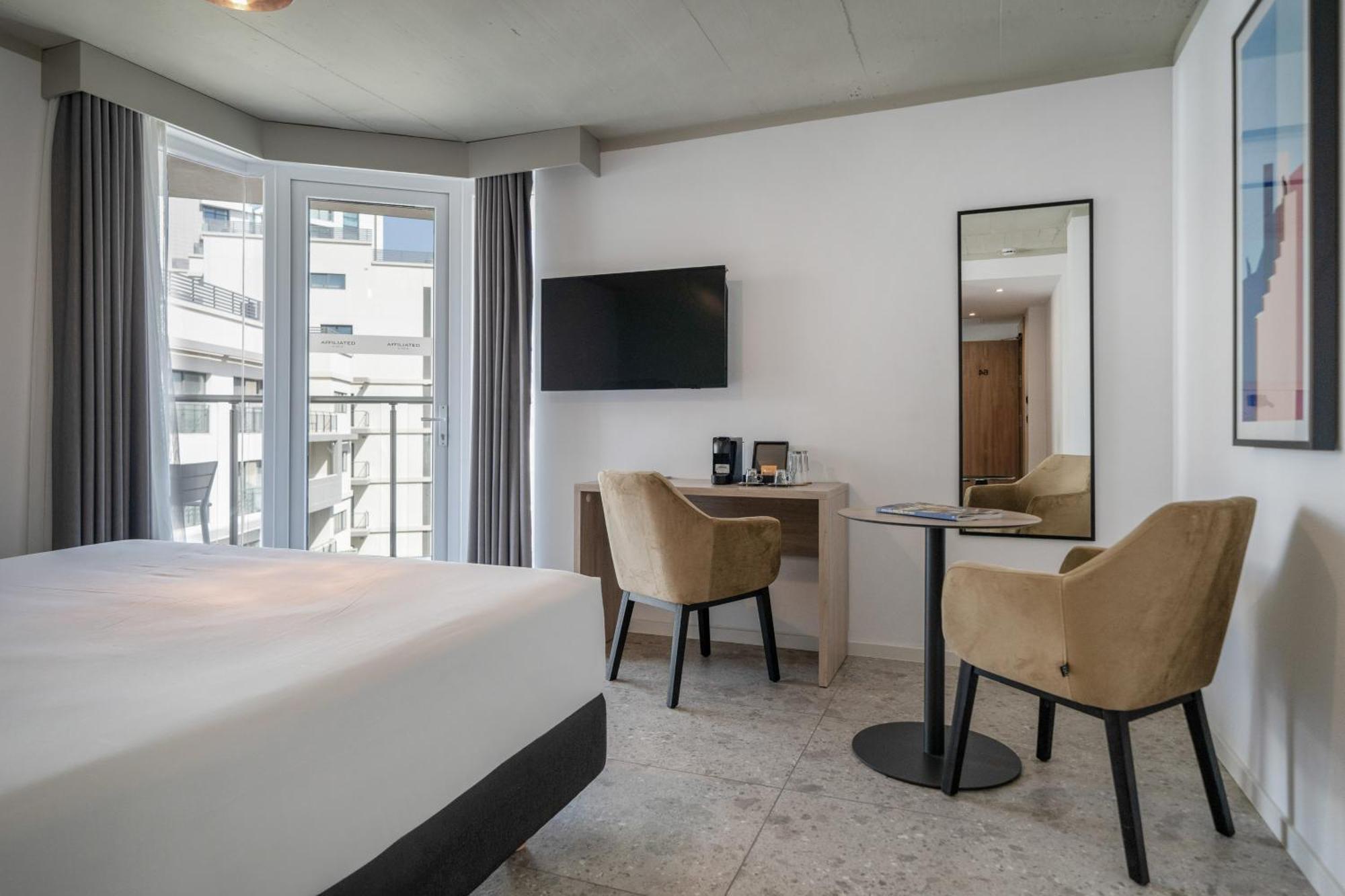 Hotel Mistral St Julian'S, Affiliated By Melia Saint Julian's Eksteriør billede